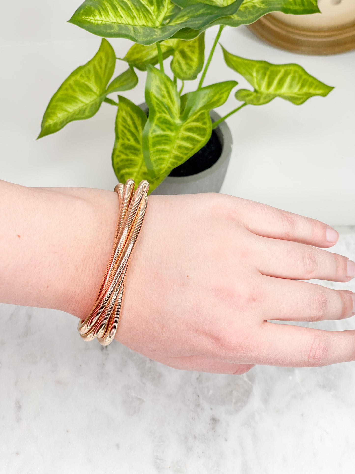 Thea Gold Bangle