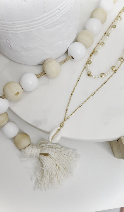 Sweet Casey Pearl and Clam Shell Gold Layered Necklace